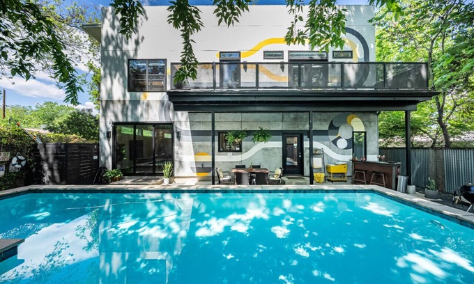 Zilker Maison | The Austin Oasis, Best Group Travel Spot in Austin