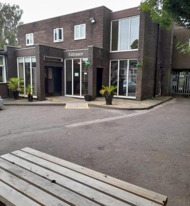 Birmingham Hôtel | The Avenue Club and Lodge