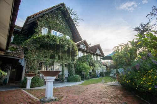 Tanah Rata Cabine | The Bala's Holiday Chalet