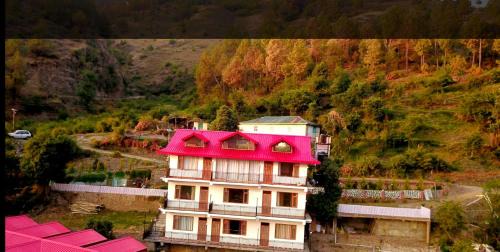 Shimla Maison | The Banoak Homes Mashobra