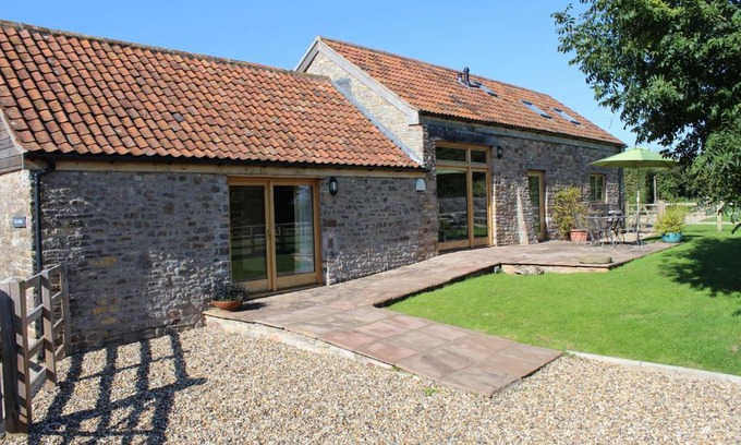 Little Stoke Maison | The Barn at Freemans Farm
