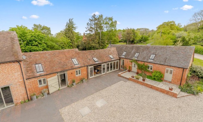 Callow Hill Maison | The Barn at Kington Grange
