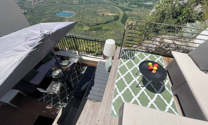 Norma Appartement | The Barn suite with outdoor living and breathtaking views