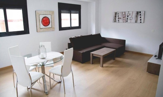 Angustias - Chana - Encina Appartement | The Be Free Granada apartments are located 3 kilometers from the center of Granada.