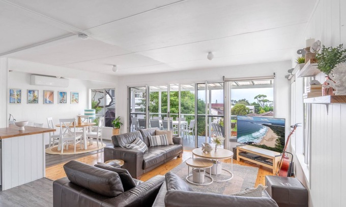 Manyana Maison | The Beach Box - Family Getaway