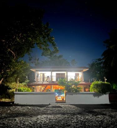 Zamboanguita Station Balnéaire | The Beach Lounge