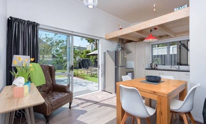 Papamoa Beach Maison | The Beach Place - Papamoa