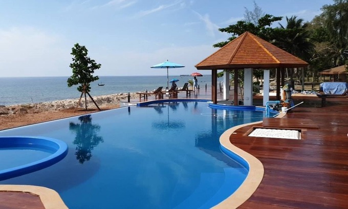 Pathio Hôtel | The Beach Resort & Residence