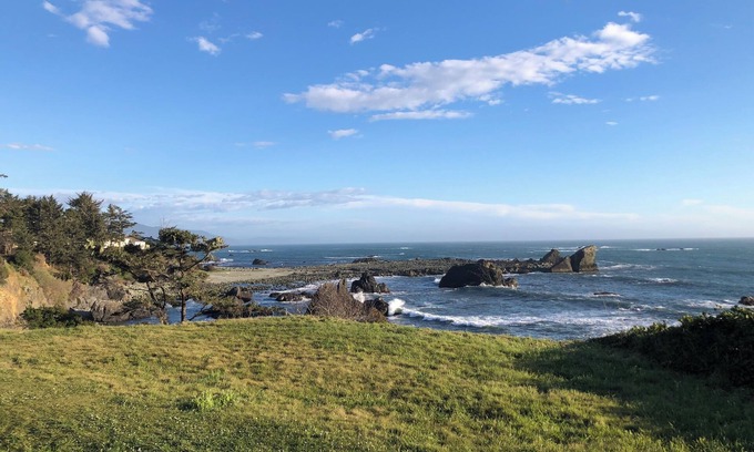 Crescent City North Maison | The Beachcomber Oceanside Getaway! NEW 2025