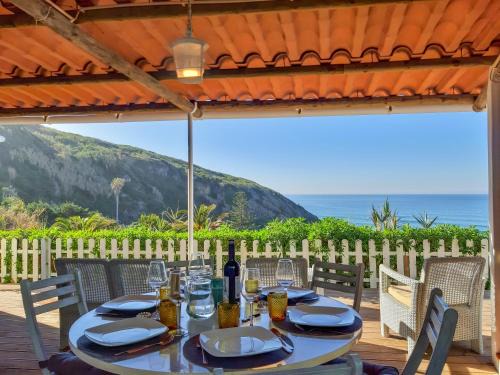 Colares Maison | The Beachfront Casa da Rampa