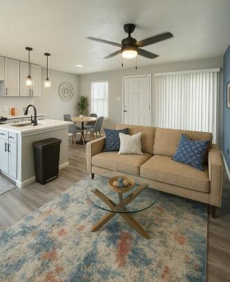 Park Central Appartement | The Beacon Suite 1BD Apt
