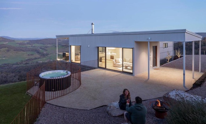 Myrrhee Maison | The Bella Vista by Mt Bellevue