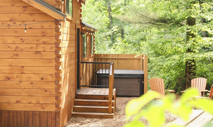 Mingoville Cabine | The Bellefonte Campground presents: Tiny Home | 2 Bedroom with HOT TUB