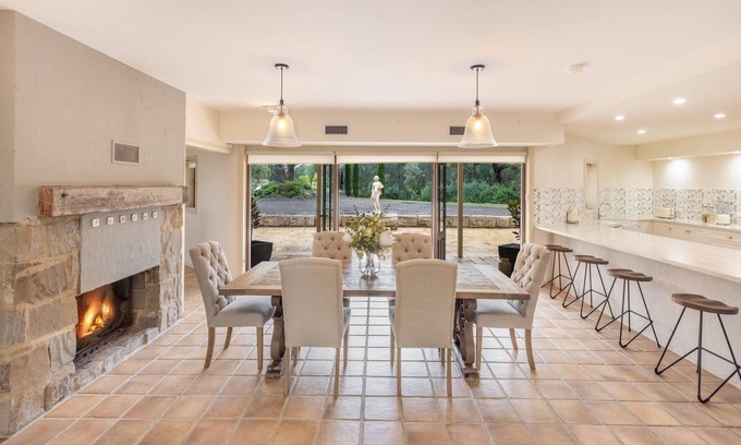 Belford Maison | Silky Oak Cottage - A little jewel in the heart of Hermitage