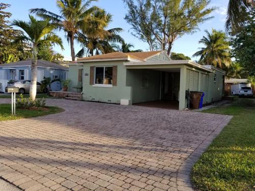 Deerfield Beach Maison | The Best location in Deerfield Beach.