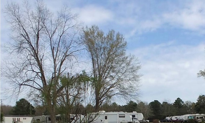 Selma Location De VR | The best RV Park in Selma Al ! Buckaroo Jones Rv Park!
