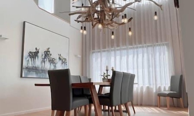 Caves Beach Maison | The Big Light House at Caves Beach