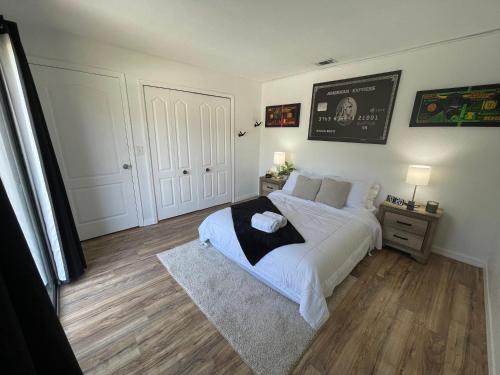 Port Orange Maison | The Black Card Room