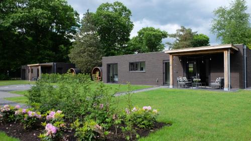 Voorthuizen Maison | The Black Oak - Luxe bungalow met prive sauna