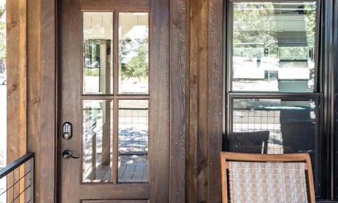 Elm Mott Autre | The Blue Jay Treehouse 15MIN to Magnolia Baylor