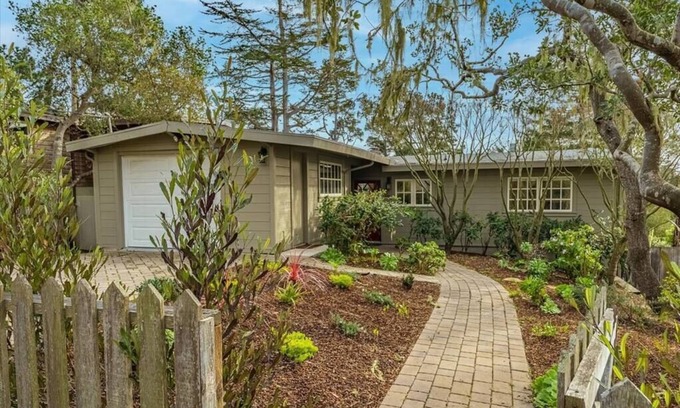 Northwest Carmel Maison | The Blue Pearl with Ocean View 2BR