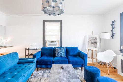Brooklawn - St. Vincent Appartement | The Blue Sapphire 2BR 2 King beds & ample backyard