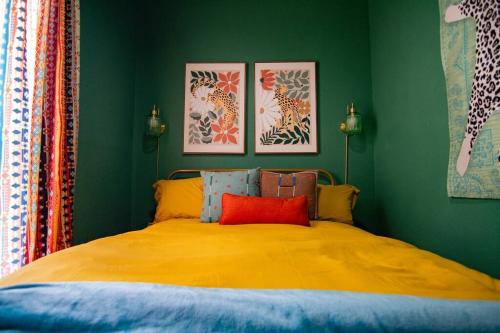 Brenham Maison | The Bluebonnet Belle - newly redone near downtown
