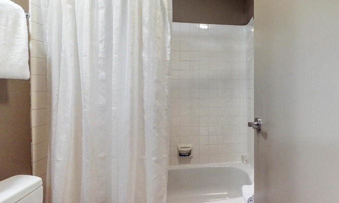 Elkhorn Village Hôtel | The Bluff Mountain Retreat