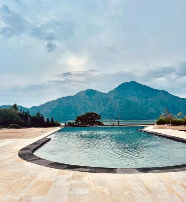 Toya Bungkah Maison | The Breezy Volcano