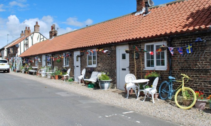 Yarm Cottage | The Byre - Sleeping 4 - B & B Yarm