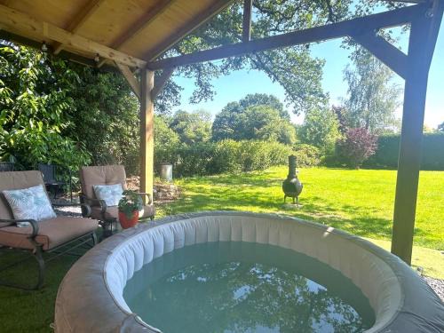 Llandovery Maison | The Cabin at Gerynant