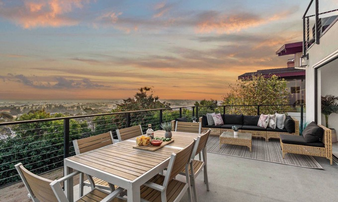 Mission Hills Maison | The California II- Luxury Mission Hills Hideaway