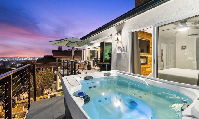 Mission Hills Maison | The California - Indulge in San Diego luxury