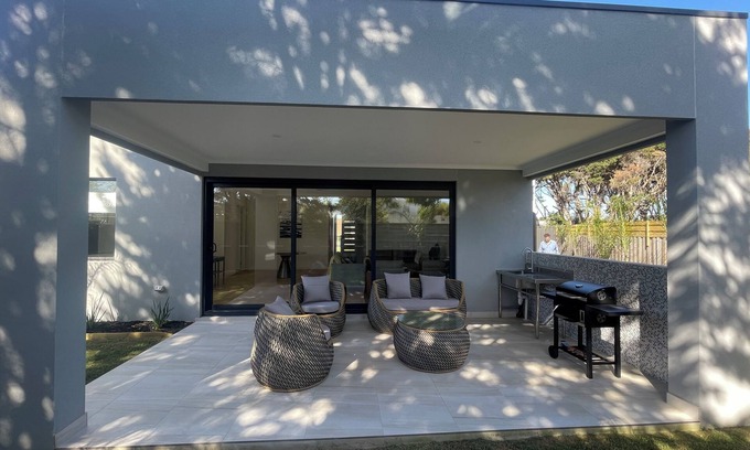 Newhaven Maison | The cape 2 Stunning new home, freshly built in the heart of Cape Woolamai.