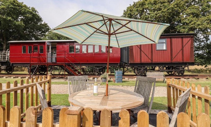 Pattiswick Maison | The Carriage at High Barn Heritage