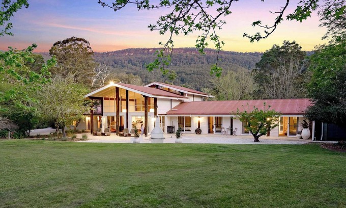 Kangaroo Valley Maison | 'THE CASA' - Inspiring Kangaroo Valley Retreat