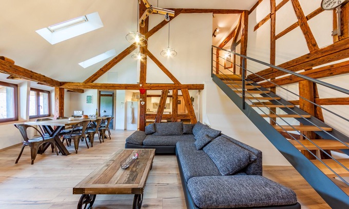 Kientzheim Appartement | "le château" gite 8 personnes avec sauna et billard.