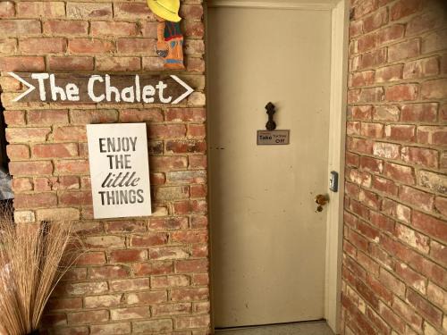 Waitati Appartement | The Chalet Bed and Breakfast-peace and quiet in the country 12 minutes from City