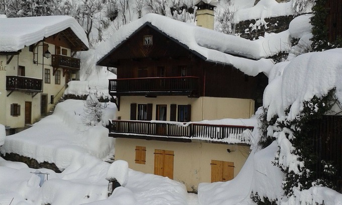 Hery-sur-Ugine Chalet De Ski | LE CHALET DU BONHEUR