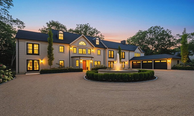 Dedham Maison | The Charles Château Private Estate