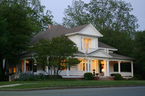 Waxahachie Lit Et Petit-Déjeuner | The Chaska House & Cottages