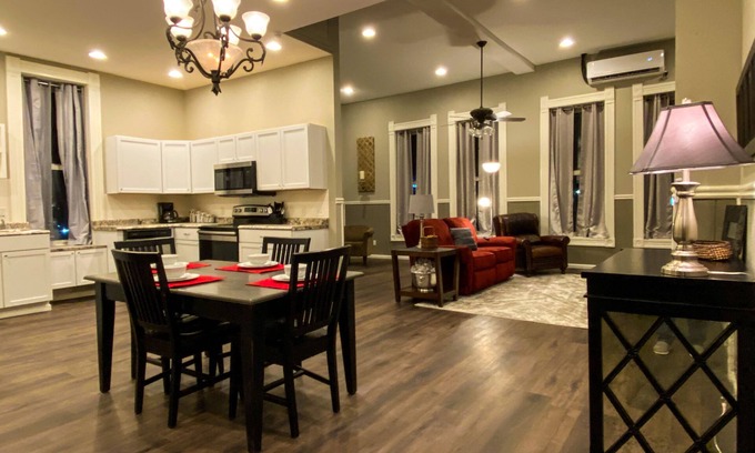 Osceola Appartement | The Chestnut on the Square Historic Loft A