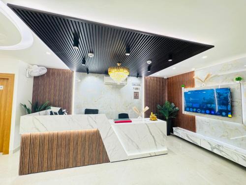 Aerocity Hôtel | The Classic Crowne at Delhi Airport