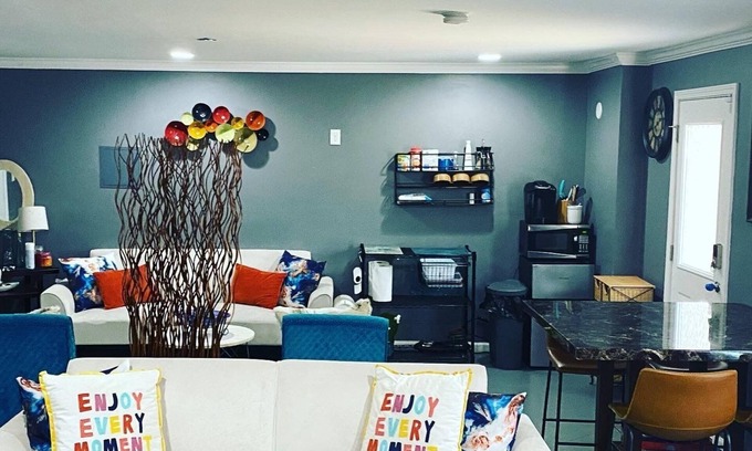 Powder Springs Maison | The Classy Cave! A spacious, basement suite hideaway w/ hotel style kitchenette.