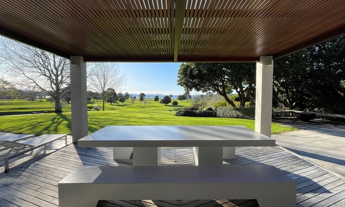 Omokoroa Maison | The Clubhouse - Immerse yourself in tranquility