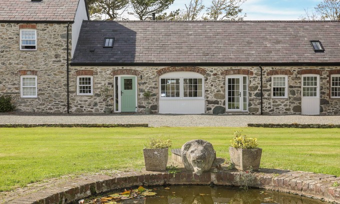 Bryngwran Cottage | The Coach House, BODEDERN