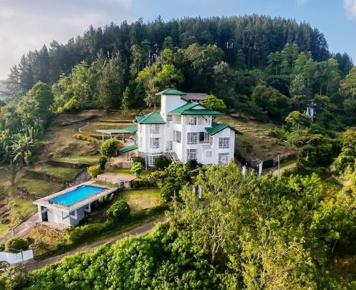 Doluwa Cabine | The Colonial Crest