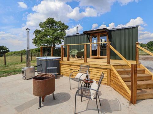 Sugnall Maison | The Coop