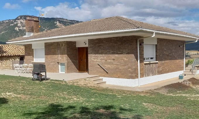 Galdeano Chalet De Ski | The Corner of Lokiz; enjoy Navarre naturally