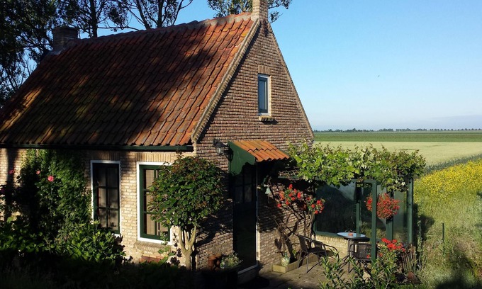 Zonnemaire Cottage | The Cottage es una casa de vacaciones independiente con una gran vista